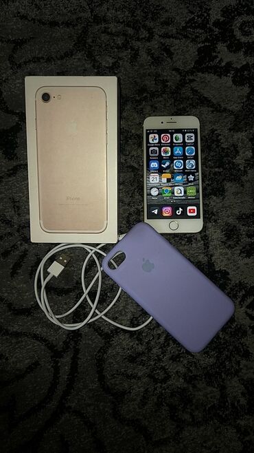 Apple iPhone: IPhone 7, Б/у, 128 ГБ, Золотой, Зарядное устройство, Чехол, Кабель, 100 %