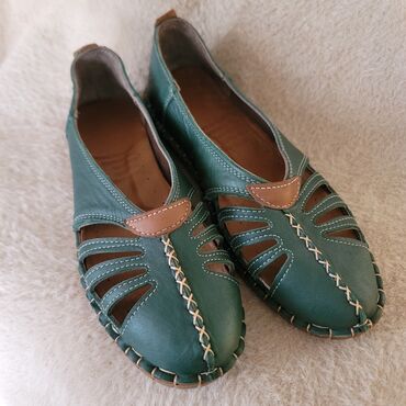 обувь женская 38: Ботинки и ботильоны 38, цвет - Зеленый