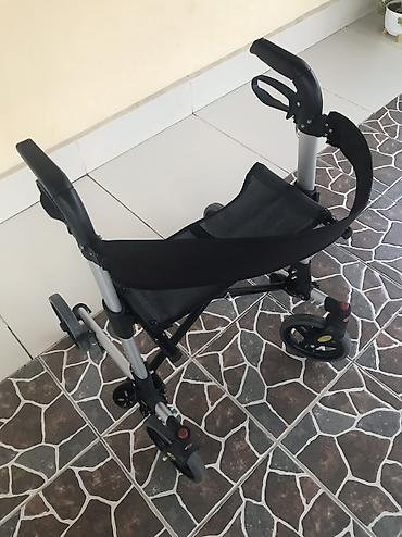 Yerimək üçün arabalar, çəliklər, əsalar, rollatorlar: Almanyadan gətirilimiş çox az işlənmiş Rollator. 360 % dönmə — 2