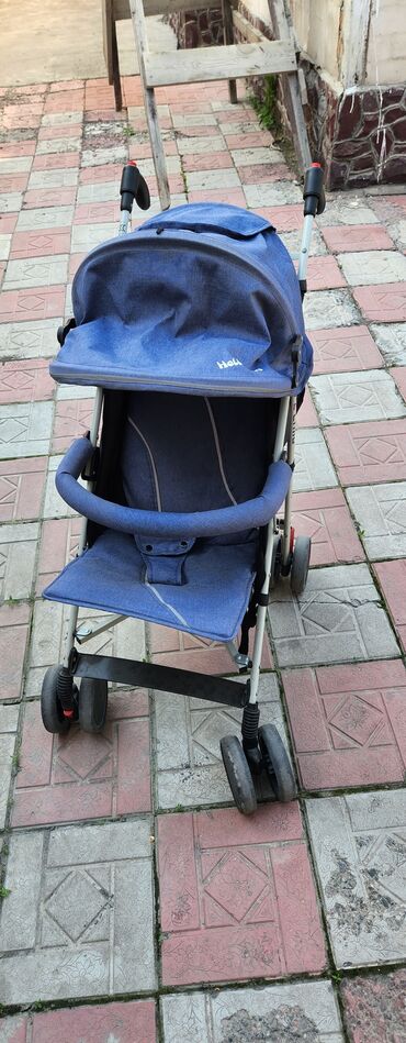 hot mom коляска цена: Коляска, цвет - Голубой, Б/у