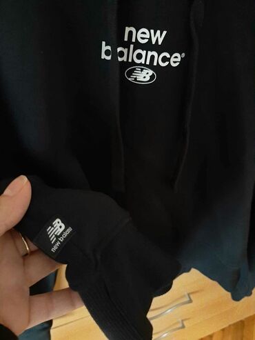 crop haljine: New Balance, L (EU 40), Jednobojni, bоја - Crna