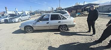 zia doo: Daewoo Nexia: 2003 г., Механика, Бензин, Седан — 5