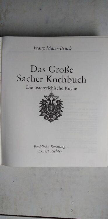 sharp objects knjiga: Knjiga:Das Grosse Sacher Kochbuch(Kuvar za poslastice) 24,5 cm. 604