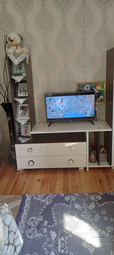 Kreslolar: TV altlığı