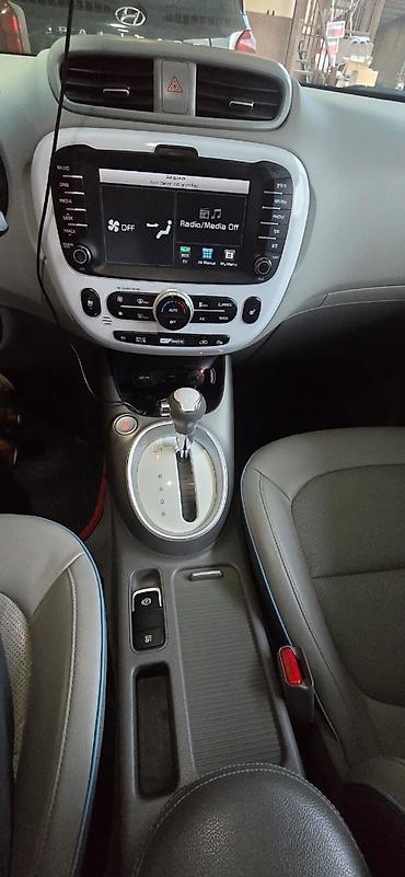 ev: Kia Soul EV: 2018 г., Электромобиль, Хэтчбэк — 9