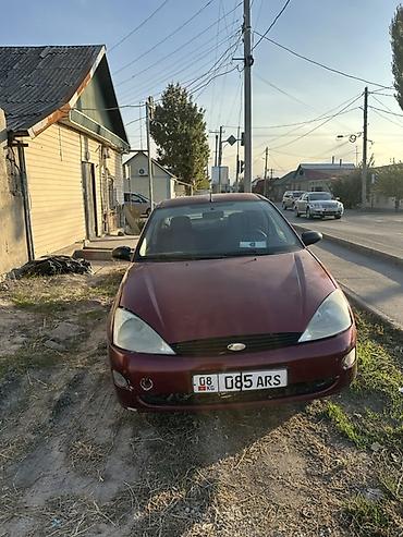 c class w204: Ford Focus: 2001 г., Механика, Бензин, Седан — 4