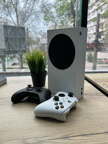 gejmpad xbox 360: Xbox series S 512Gb SSD В отличном состоянии В полном комплекте 2