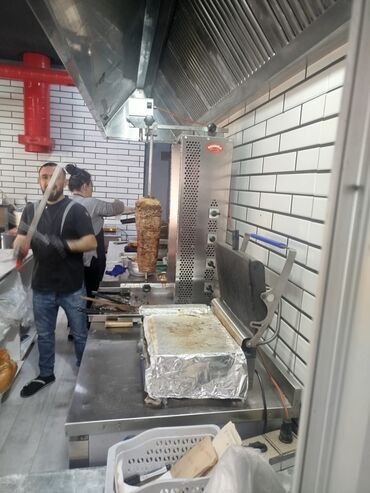 Butkalar, köşklar: Hazır fəaliyyət göstərən dönər və fast-food köşkü - Menyu: dönər — 9