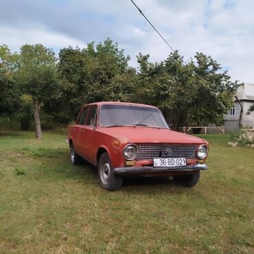 2107 satışı: VAZ (LADA) 2111: 1.4 l | 1981 il 700000 km Sedan