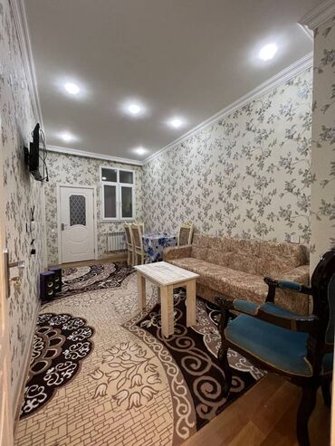 Uzunmüddətli kirayə mənzillər: Mənzil kirayə verilir. Həzi Aslanov metrosu, 22.7 mərtəbə, 3 otaq, 70 — 7