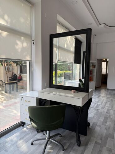 Tibbi arakəsmələr: Salon guzgusu 200 azn satilir‼️unvan xalqlar dostlugu kod6565 sekine