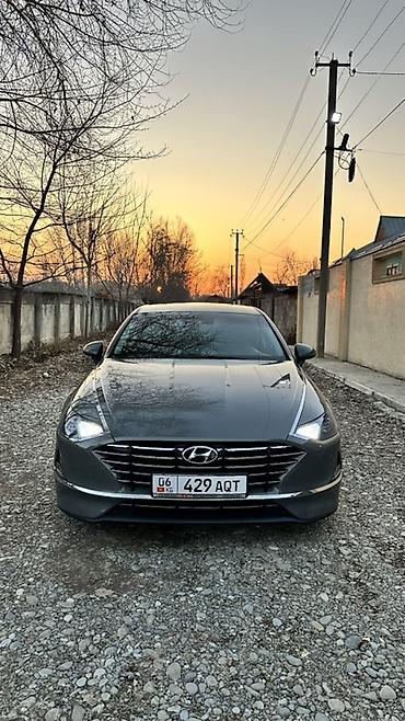 Hyundai: Hyundai Sonata: 2021 г., 2 л, Автомат, Бензин, Седан — 1