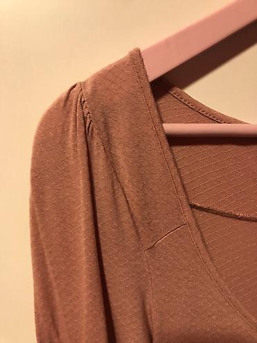 tamno braon: Etam bluza, puder roze boje, bozansvenog materijala, divan izrez i — 4