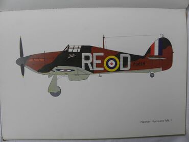 Knjige i stripovi: Knjiga: Military Aircraft 5(Vojni avioni) 34, 5 cm. format, 43 str. + — 3