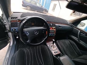 Другие детали салона: Мерс 210. 1999 год объем 2,7 (дизель ) каропка автомат . матор — 1