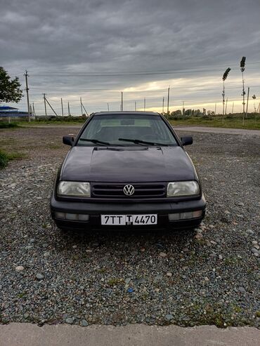 фольксваген вен: Volkswagen Vento: 1995 г., 1.8 л, Механика, Бензин, Седан