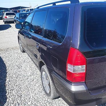 керме тоо: Mitsubishi Space Wagon: 1999 г., 2.4 л, Кол менен иштөөчү, Бензин, Вэн/Минивэн — 3