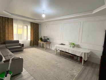 дом новопокровка бишкек: Дом, 240 м², 7 комнат, Агентство недвижимости, Евроремонт