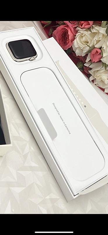 Apple Watch в фирменной коробке. - Серия/модель: линейка Apple Watch
