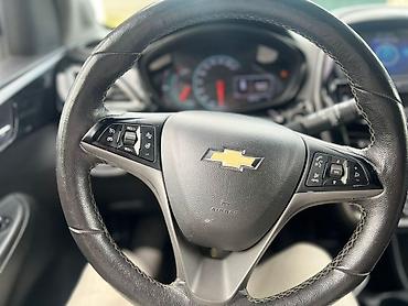 Chevrolet: Chevrolet Spark: 2018 г., 1 л, Бензин — 8