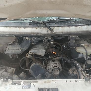 евро тонник: Volkswagen : 2004 г., 2.5 л, Механика, Дизель, Фургон — 2