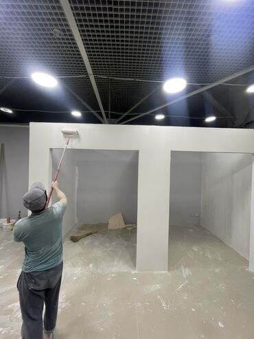 Штукатурка, шпаклевка: Штукатурка стен, Штукатурка потолков, Шпаклевка стен | Акриловая вода эмульсия, Арт бетон Больше 6 лет опыта — 16