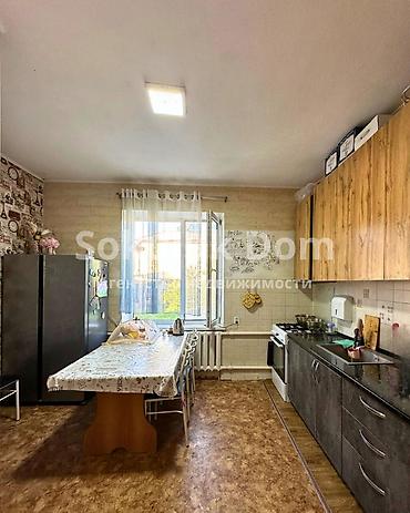 56: 🏠Продается дом в с. Сокулук 🟡Комнаты: 4 🟡Участок: 9,56 соток — 6