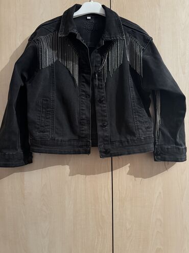 Pencəklər: 6yaş.teze kimi.az geynilib