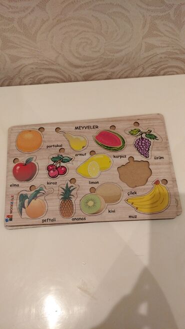 Oyuncaqlar: Taxta puzzle, öyrədici oyuncaq.Yenidiler,sondakilarda 1-2 si — 10