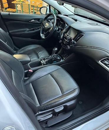 Chevrolet: Chevrolet Cruze: 1.4 l | 2017 il 187000 km Sedan — 7