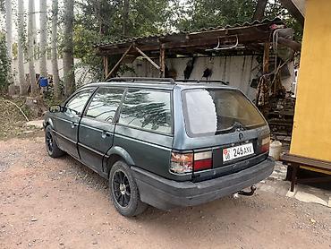 Volkswagen: Volkswagen Passat Variant: 1989 г., 1.8 л, Механика, Бензин, Универсал — 4
