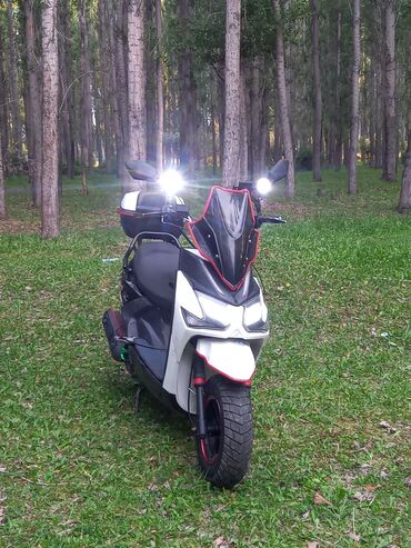 скутер три в одном: Обмен на Авто!
150куб самурай, мотор мустанг