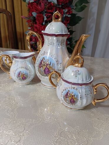 Qəhvə dəstləri və servizlər: Qəhvə dəsti — 8