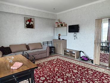 Продажа квартир: 4 комнаты, 70 м², 1 этаж — 12