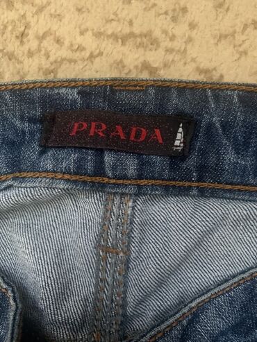 Şalvarlar: Hamısı birlikdə 20 mnt. Təmizdilər, cırığı söküyü yoxdu 4 şalvar, bir — 2