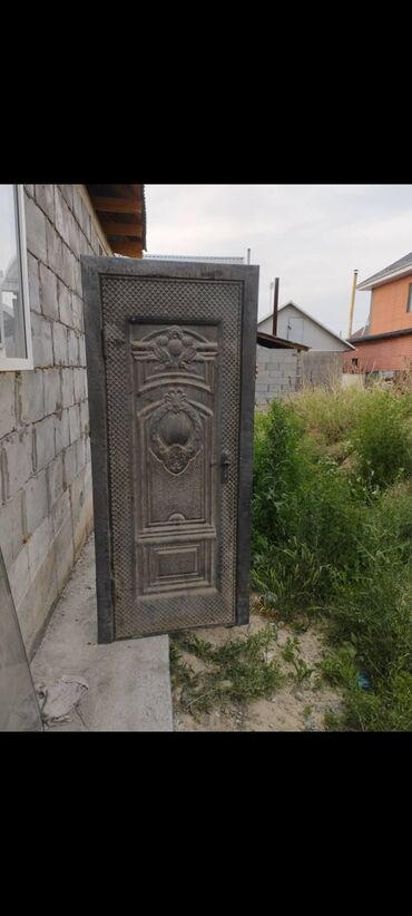 Кире бериш эшик, Металл, түсү - Боз