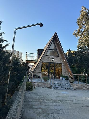 masallida evler: Masazırda gözəl mənzərəsi olan Aframe ev təqdim edirəm.Elanı paylaşan — 1