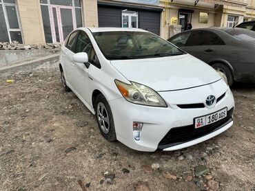 Toyota: Toyota Prius: 2013 г., 1.8 л, Вариатор, Гибрид, Хэтчбэк