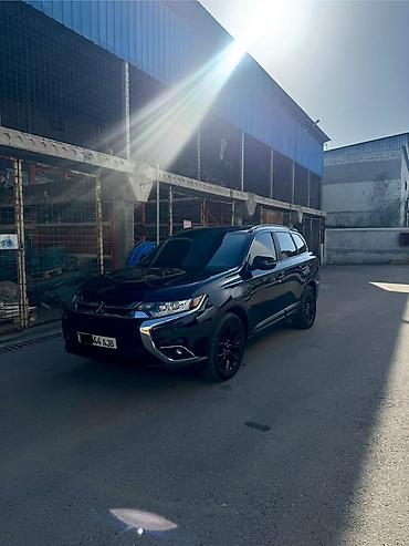 e34 4 4: Mitsubishi Outlander: 2018 г., 2.4 л, Вариатор, Бензин, Кроссовер — 1