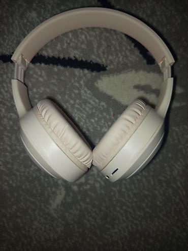 jbl tune j07: Беспроводные накладные наушники, цвет — светло‑бежевый/кремовый — 1