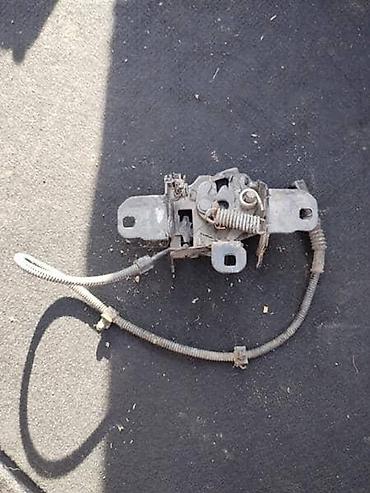 pezo 1: BRAVA HAUBE ZA VOLKSWAGEN GOLF 4 | Brava haube za Golf 4 Ostali — 1