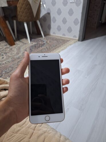 Apple iPhone: IPhone 8 Plus, 64 GB, Çəhrayı, Barmaq izi