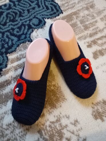 Kolqotkalar, corablar: Toxunma corab satılır Çatdırma pulsuzdur Whatsapp aktivdir istəyən — 4