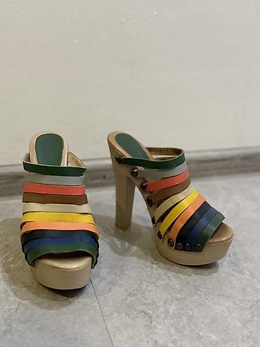 Digər ayaqqabılar: Ölçü: 35, İşlənmiş — 4