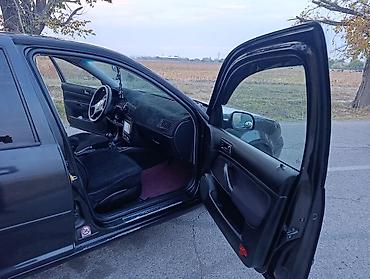обмен дом: Volkswagen Golf: 1998 г., 1.6 л, Механика, Бензин, Хэтчбэк — 8