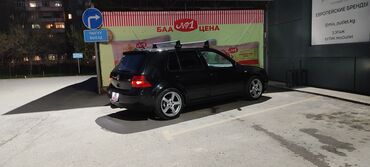 Volkswagen Golf: 2000 г., 1.6 л, Механика, Бензин, Хэтчбэк