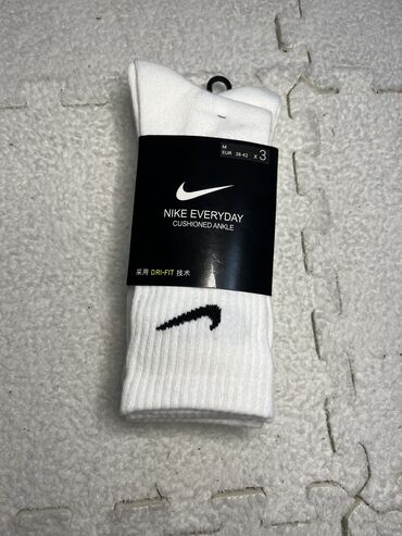 белые носки: Цвет - Белый