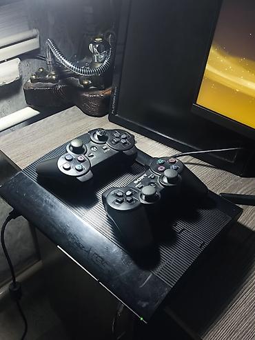 Playstation 3 SuperSlim 500 гб в комплекте: провод