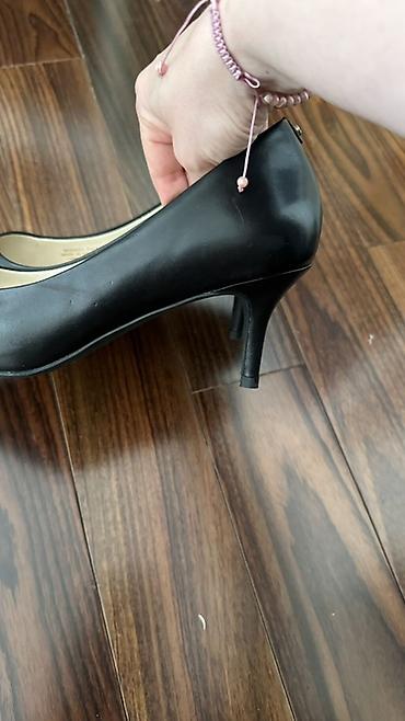 Tuflilər: Tuflilər, Ölçü: 37.5, rəng - Qara, Yeni — 2