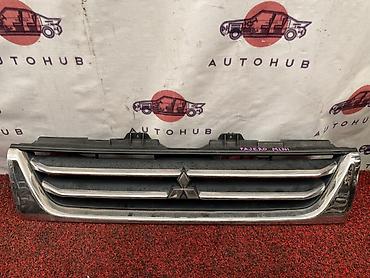 решетка радиатора паджеро 2: Решетка радиатора Mitsubishi Б/у, Оригинал — 1